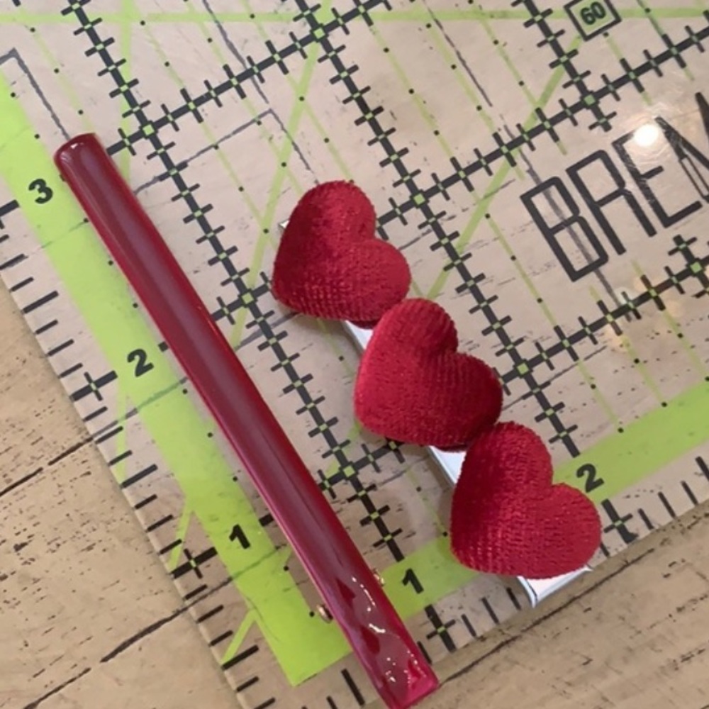 BOGO! Velvet Burgundy Heart Hair Clip Barrett Set - Picture 6 of 7